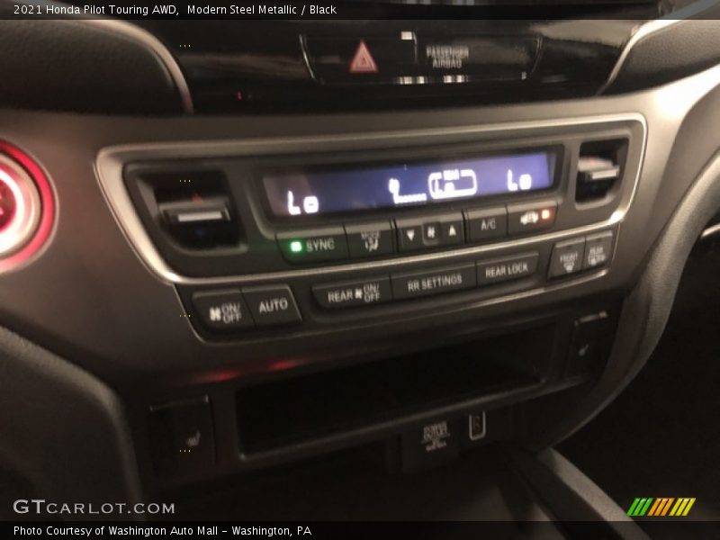 Modern Steel Metallic / Black 2021 Honda Pilot Touring AWD