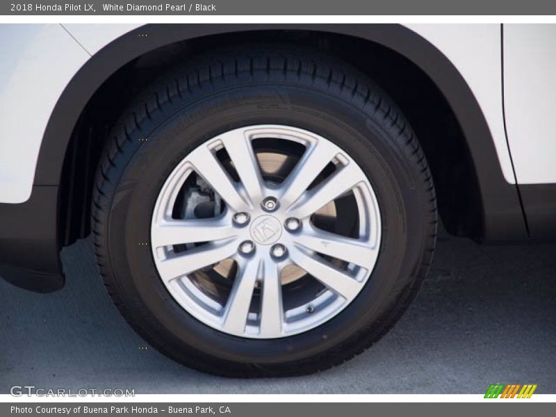 White Diamond Pearl / Black 2018 Honda Pilot LX