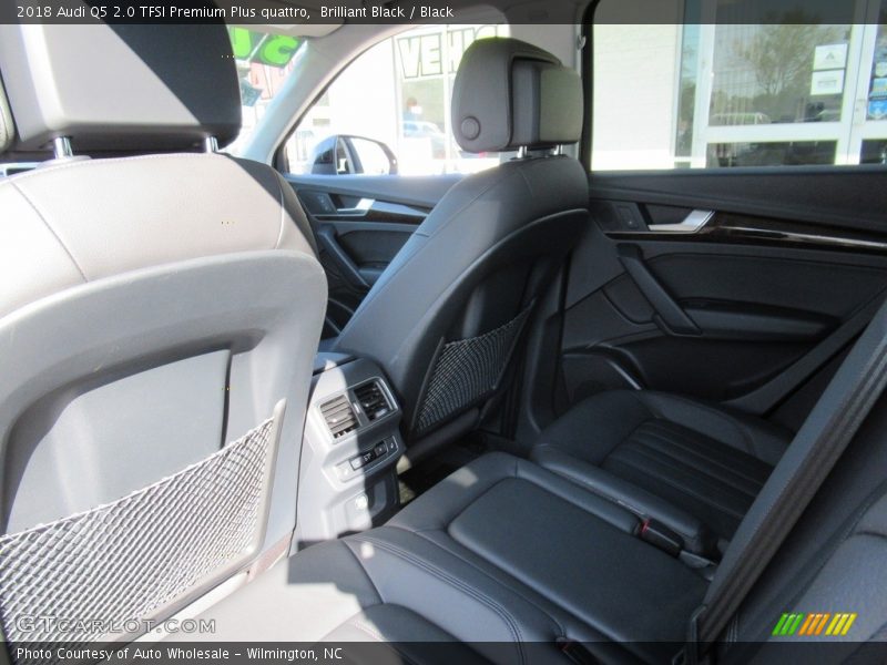 Brilliant Black / Black 2018 Audi Q5 2.0 TFSI Premium Plus quattro
