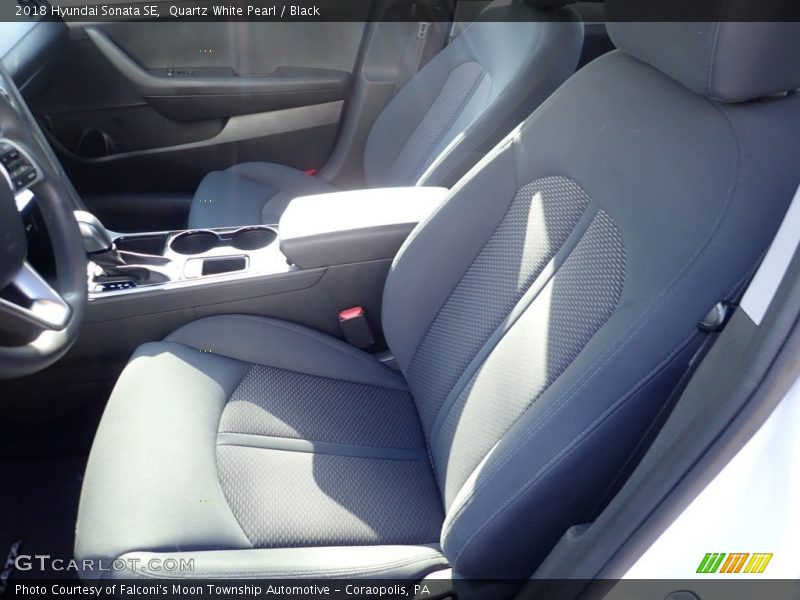 Quartz White Pearl / Black 2018 Hyundai Sonata SE