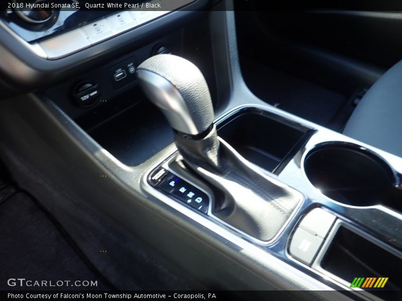 Quartz White Pearl / Black 2018 Hyundai Sonata SE