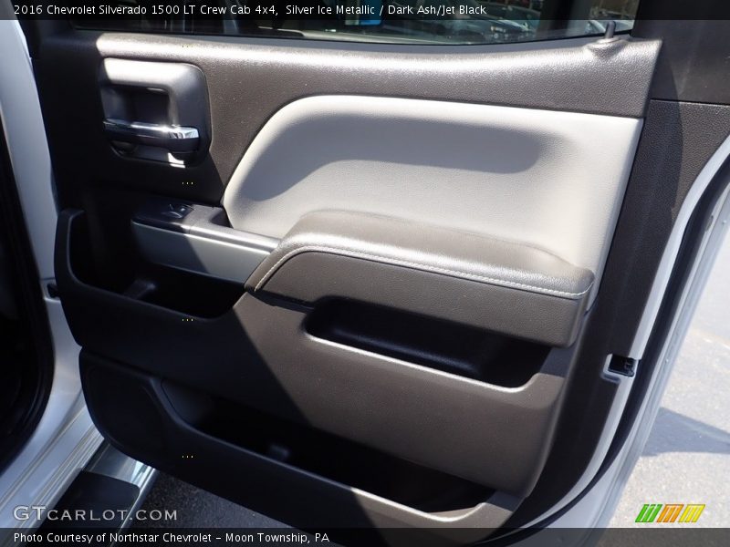 Door Panel of 2016 Silverado 1500 LT Crew Cab 4x4