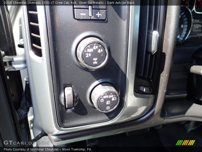 Silver Ice Metallic / Dark Ash/Jet Black 2016 Chevrolet Silverado 1500 LT Crew Cab 4x4
