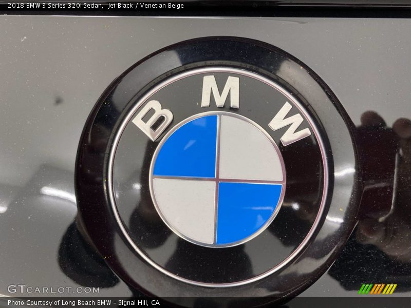 Jet Black / Venetian Beige 2018 BMW 3 Series 320i Sedan
