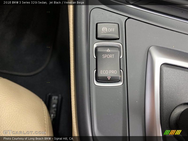 Jet Black / Venetian Beige 2018 BMW 3 Series 320i Sedan