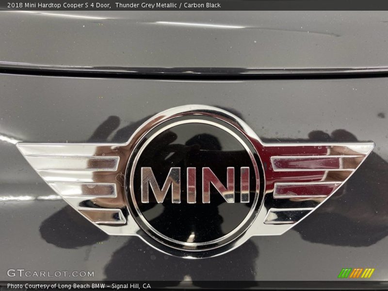 Thunder Grey Metallic / Carbon Black 2018 Mini Hardtop Cooper S 4 Door