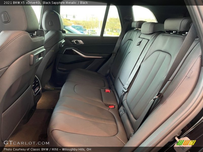 Black Sapphire Metallic / Black 2021 BMW X5 xDrive40i