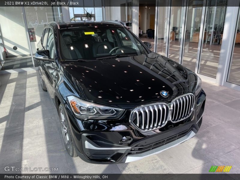 Jet Black / Black 2021 BMW X1 xDrive28i