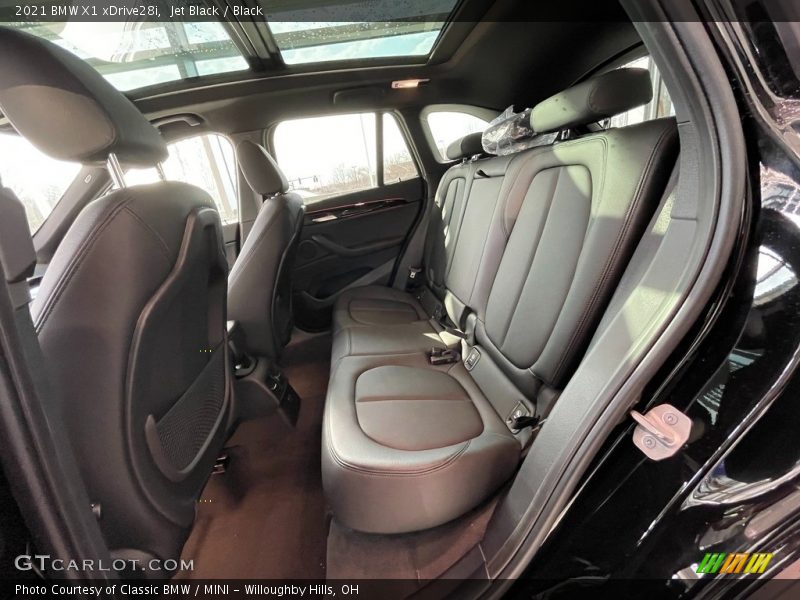 Jet Black / Black 2021 BMW X1 xDrive28i