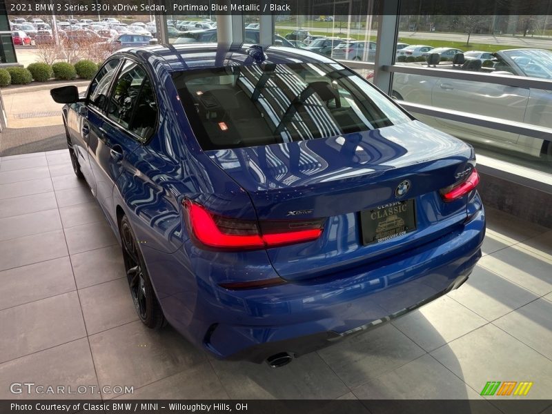 Portimao Blue Metallic / Black 2021 BMW 3 Series 330i xDrive Sedan