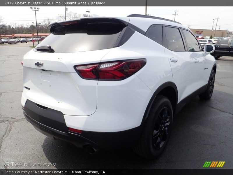 Summit White / Jet Black 2019 Chevrolet Blazer 2.5L Cloth