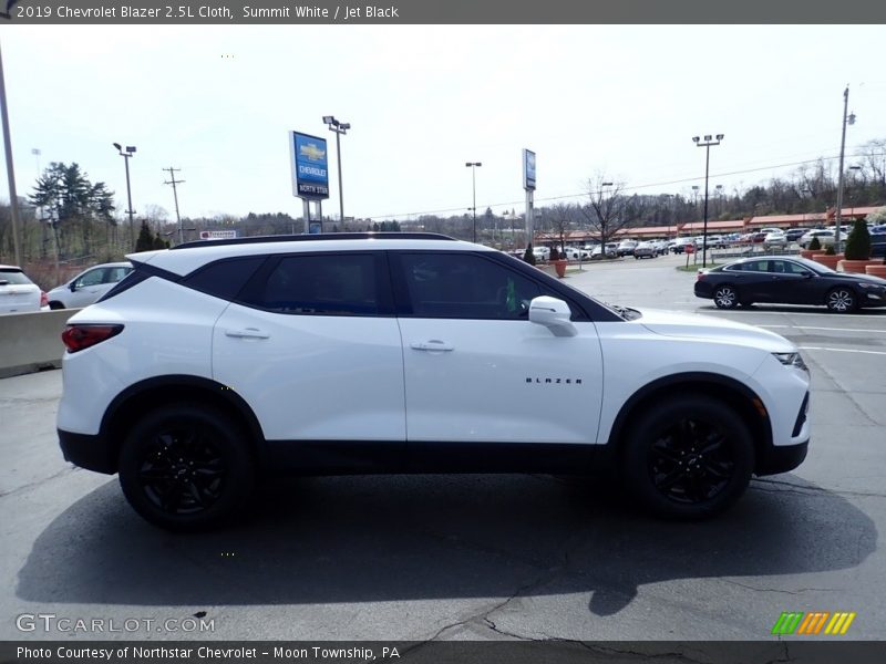 Summit White / Jet Black 2019 Chevrolet Blazer 2.5L Cloth
