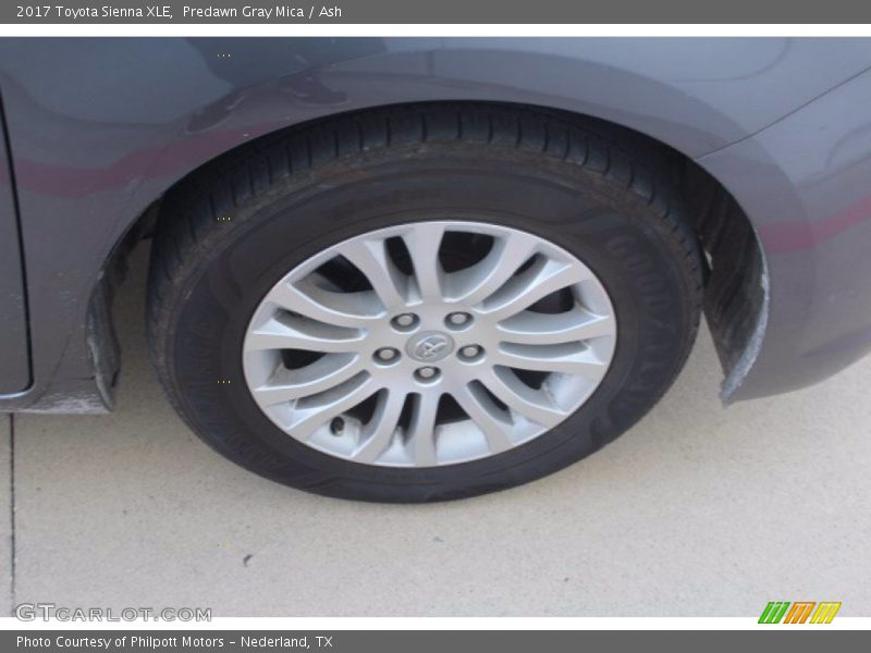 Predawn Gray Mica / Ash 2017 Toyota Sienna XLE
