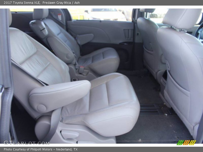 Predawn Gray Mica / Ash 2017 Toyota Sienna XLE