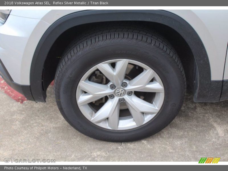 Reflex Silver Metallic / Titan Black 2018 Volkswagen Atlas SEL
