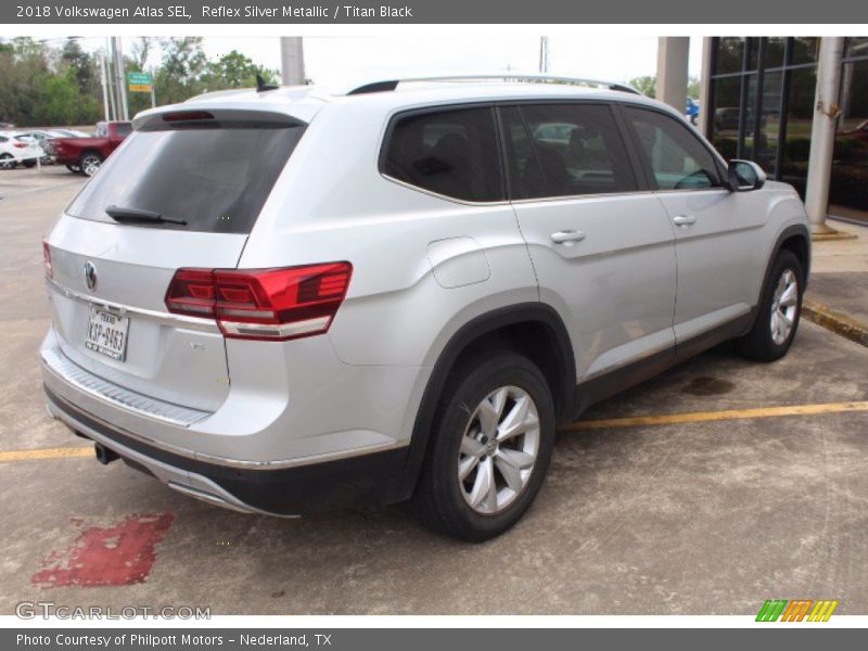 Reflex Silver Metallic / Titan Black 2018 Volkswagen Atlas SEL