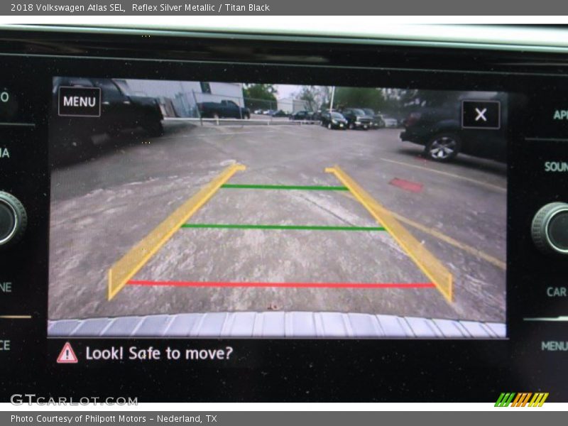 Reflex Silver Metallic / Titan Black 2018 Volkswagen Atlas SEL