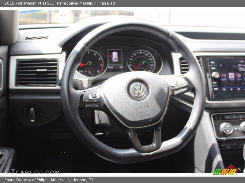 Reflex Silver Metallic / Titan Black 2018 Volkswagen Atlas SEL