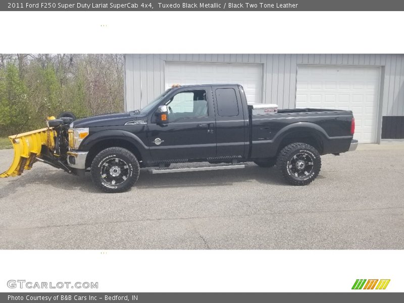Tuxedo Black Metallic / Black Two Tone Leather 2011 Ford F250 Super Duty Lariat SuperCab 4x4