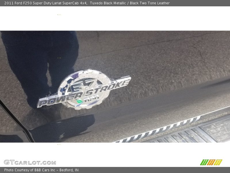 Tuxedo Black Metallic / Black Two Tone Leather 2011 Ford F250 Super Duty Lariat SuperCab 4x4