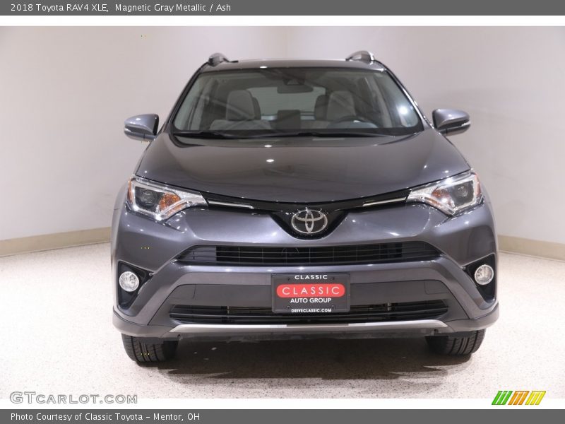 Magnetic Gray Metallic / Ash 2018 Toyota RAV4 XLE