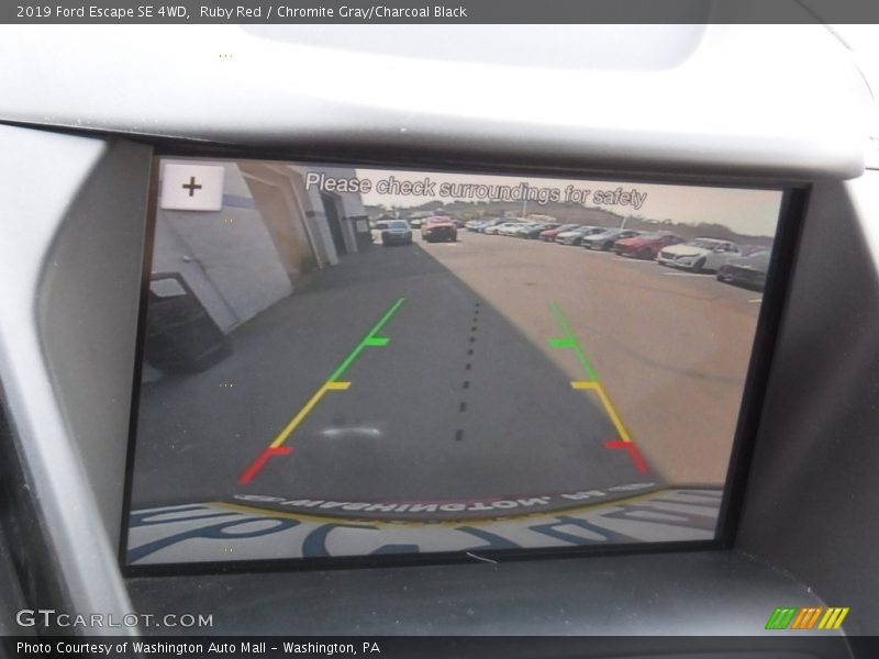 Ruby Red / Chromite Gray/Charcoal Black 2019 Ford Escape SE 4WD