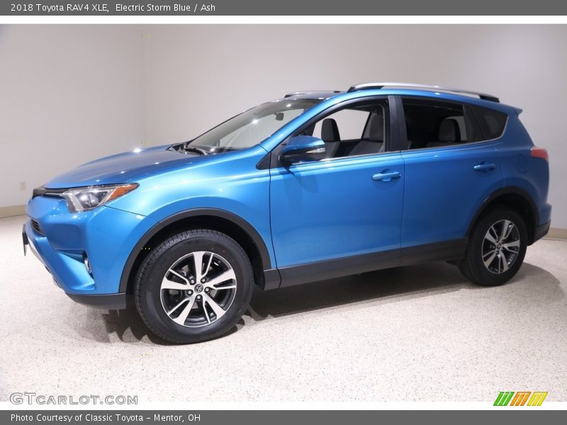 Electric Storm Blue / Ash 2018 Toyota RAV4 XLE