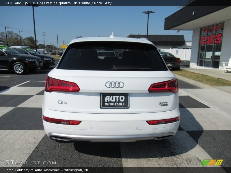 Ibis White / Rock Gray 2018 Audi Q5 2.0 TFSI Prestige quattro