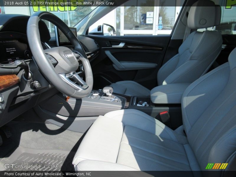 Front Seat of 2018 Q5 2.0 TFSI Prestige quattro