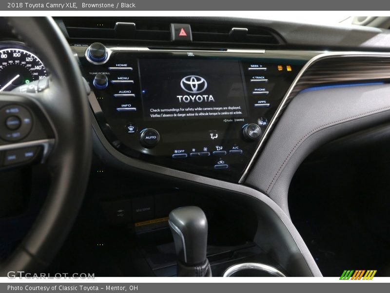 Brownstone / Black 2018 Toyota Camry XLE