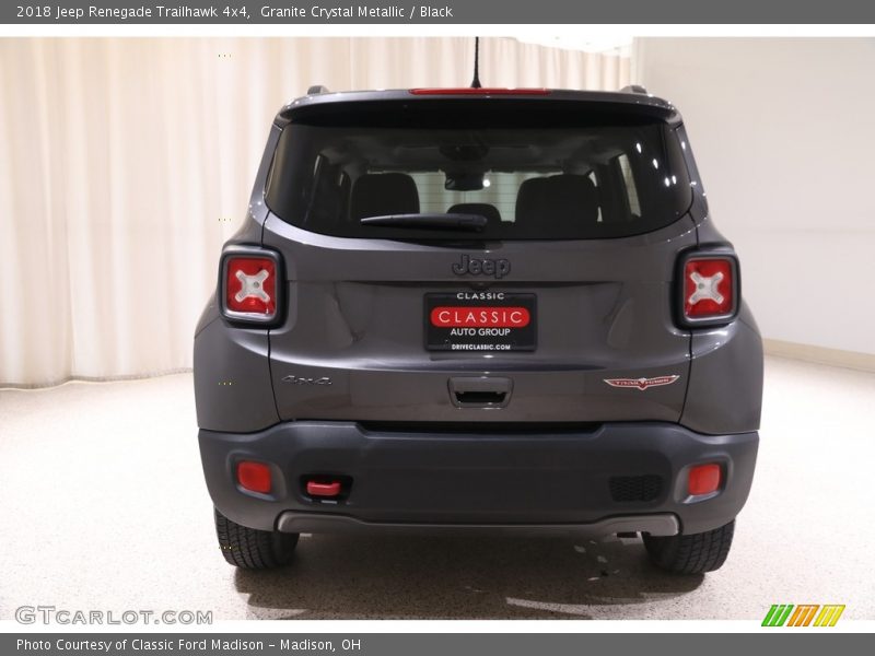 Granite Crystal Metallic / Black 2018 Jeep Renegade Trailhawk 4x4