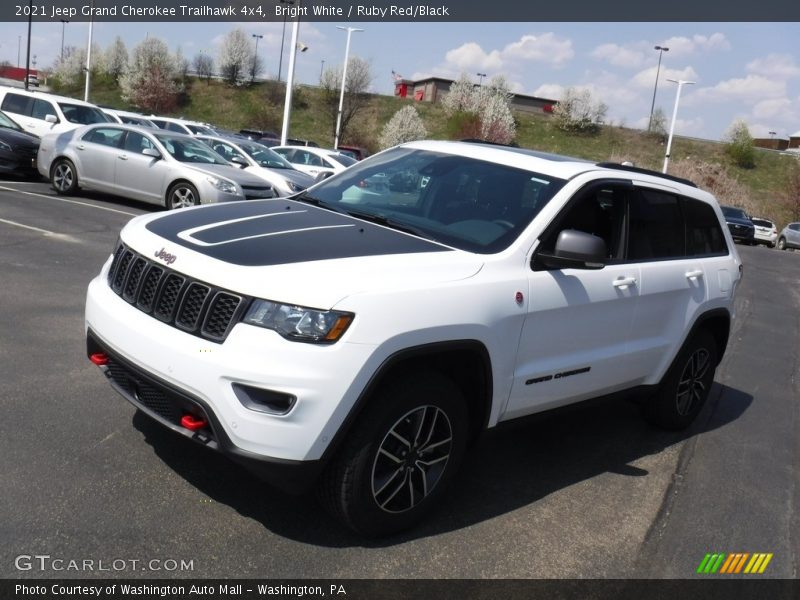 Bright White / Ruby Red/Black 2021 Jeep Grand Cherokee Trailhawk 4x4