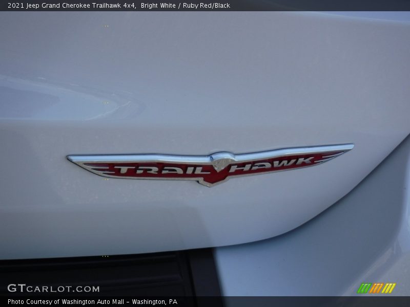 Bright White / Ruby Red/Black 2021 Jeep Grand Cherokee Trailhawk 4x4