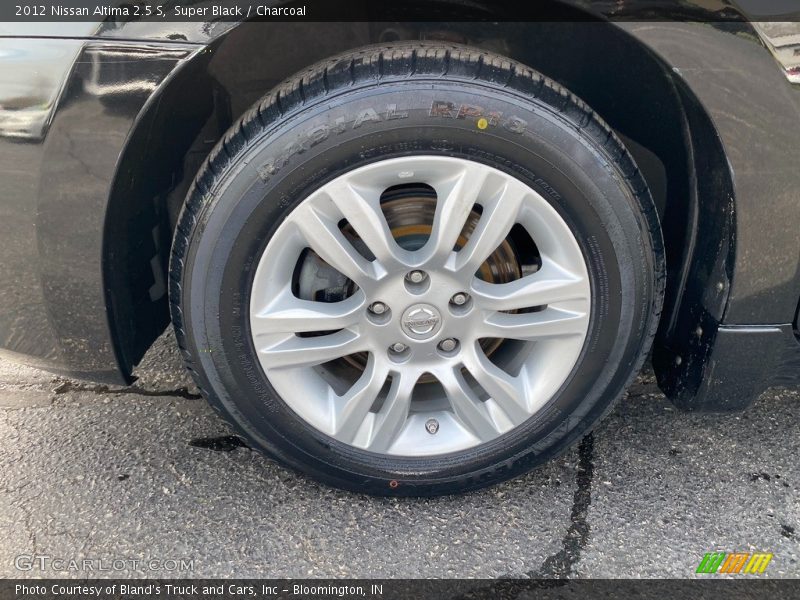 Super Black / Charcoal 2012 Nissan Altima 2.5 S