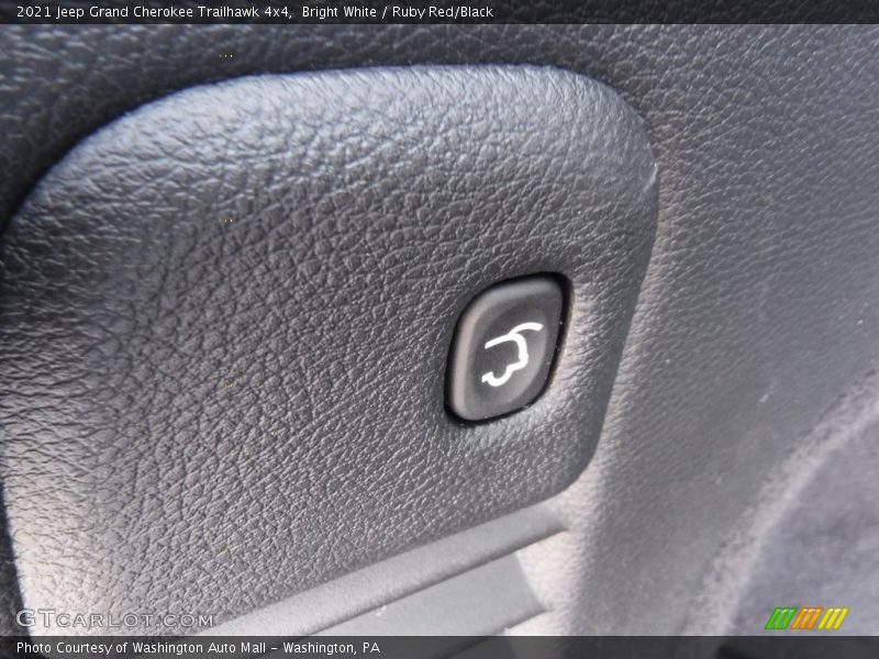 Bright White / Ruby Red/Black 2021 Jeep Grand Cherokee Trailhawk 4x4