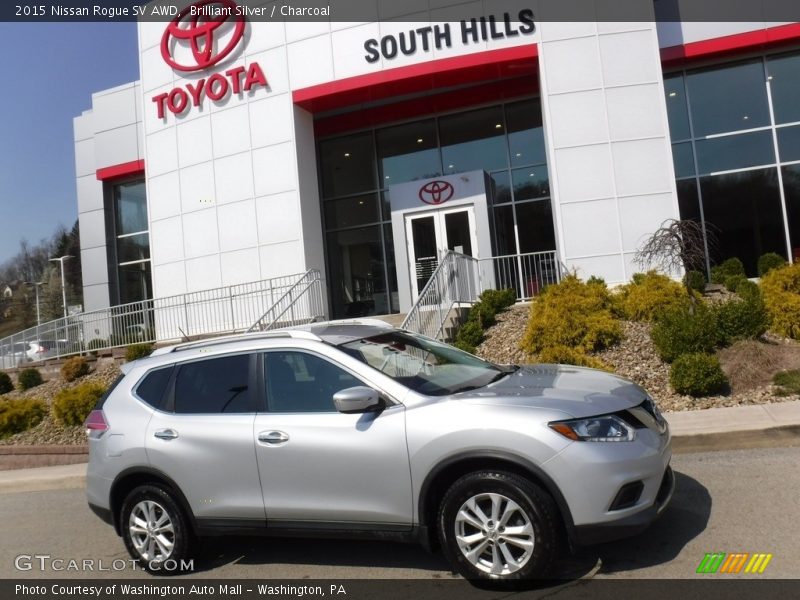 Brilliant Silver / Charcoal 2015 Nissan Rogue SV AWD