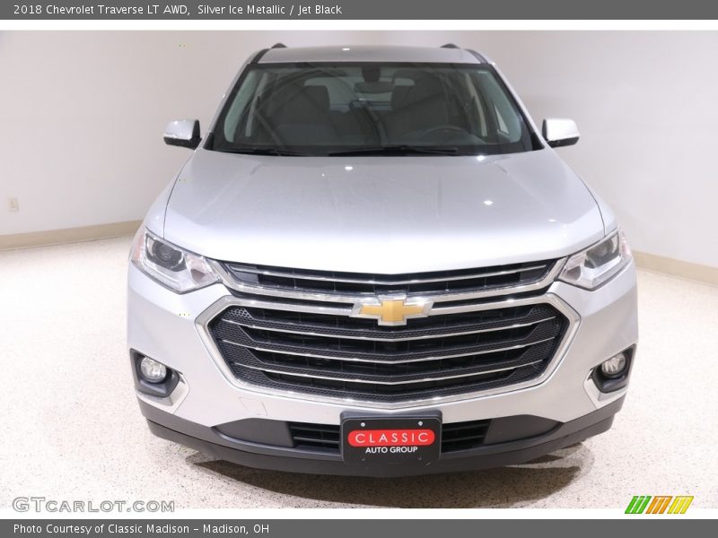 Silver Ice Metallic / Jet Black 2018 Chevrolet Traverse LT AWD