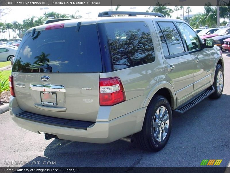 Pueblo Gold Metallic / Camel 2008 Ford Expedition XLT