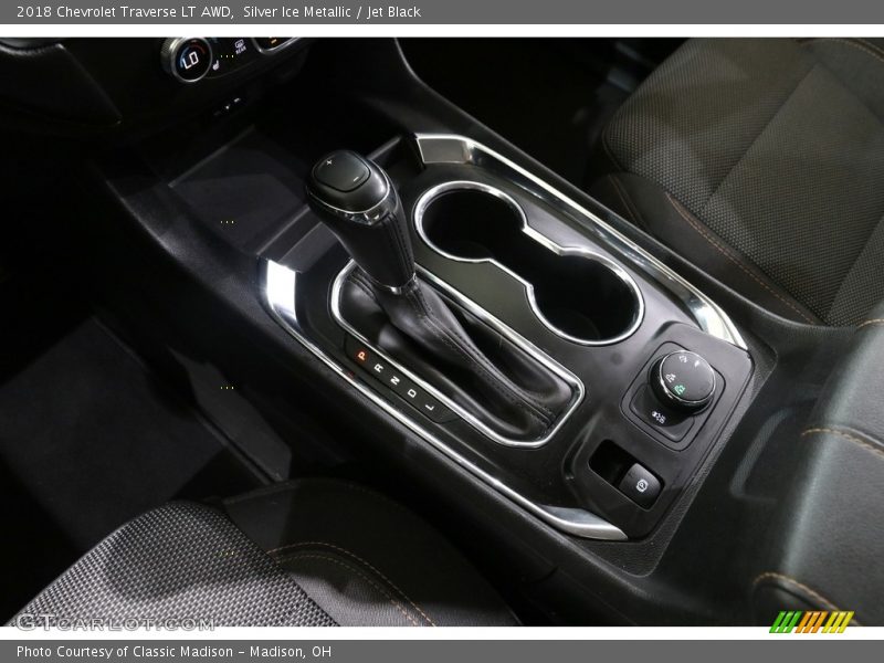 Silver Ice Metallic / Jet Black 2018 Chevrolet Traverse LT AWD
