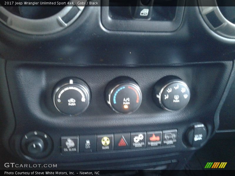 Gobi / Black 2017 Jeep Wrangler Unlimited Sport 4x4