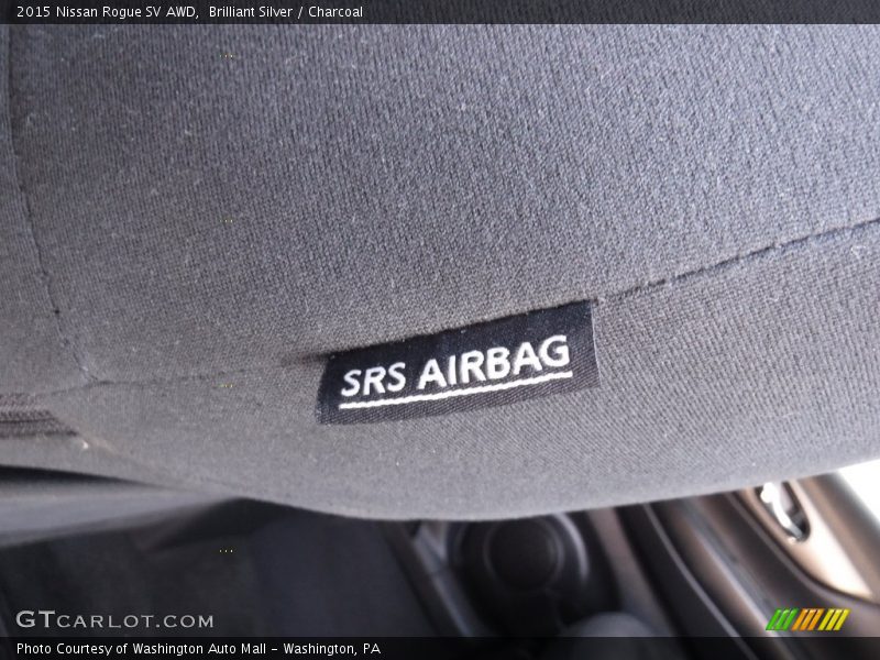Brilliant Silver / Charcoal 2015 Nissan Rogue SV AWD