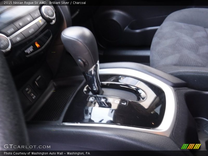 Brilliant Silver / Charcoal 2015 Nissan Rogue SV AWD