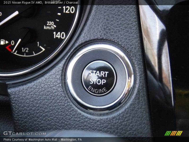 Brilliant Silver / Charcoal 2015 Nissan Rogue SV AWD