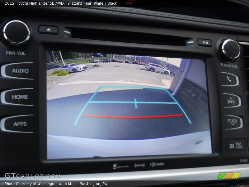 Blizzard Pearl White / Black 2019 Toyota Highlander SE AWD