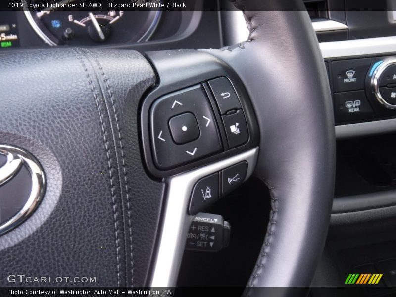 Blizzard Pearl White / Black 2019 Toyota Highlander SE AWD