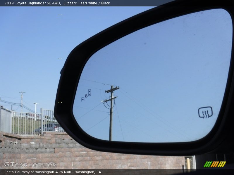 Blizzard Pearl White / Black 2019 Toyota Highlander SE AWD