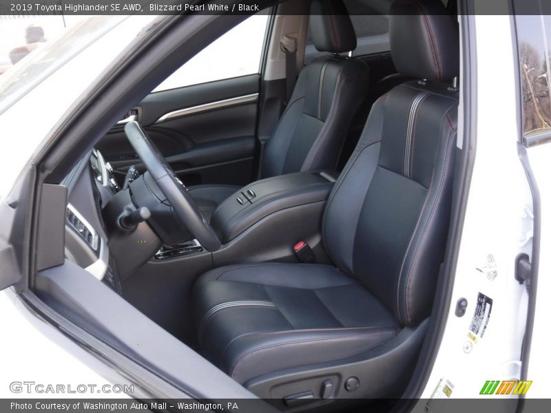 Blizzard Pearl White / Black 2019 Toyota Highlander SE AWD