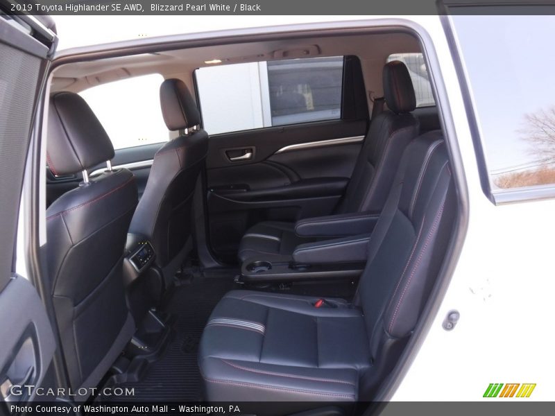 Blizzard Pearl White / Black 2019 Toyota Highlander SE AWD
