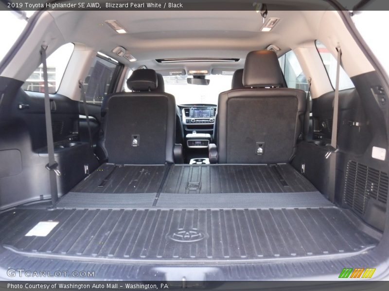 Blizzard Pearl White / Black 2019 Toyota Highlander SE AWD