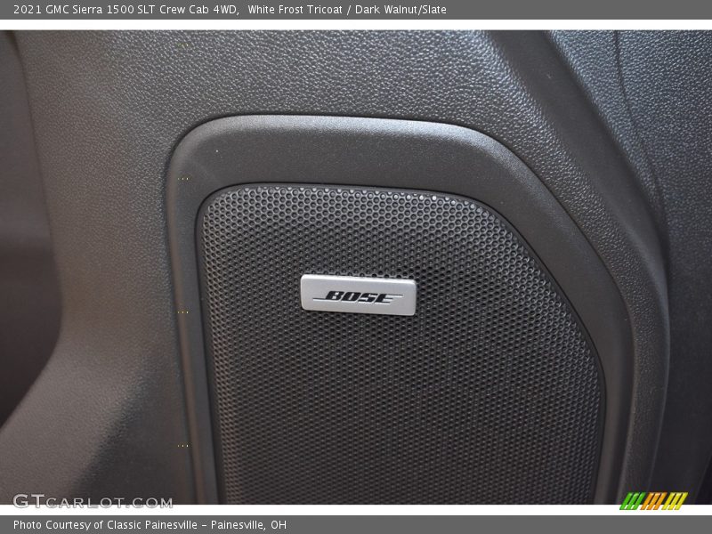 White Frost Tricoat / Dark Walnut/Slate 2021 GMC Sierra 1500 SLT Crew Cab 4WD